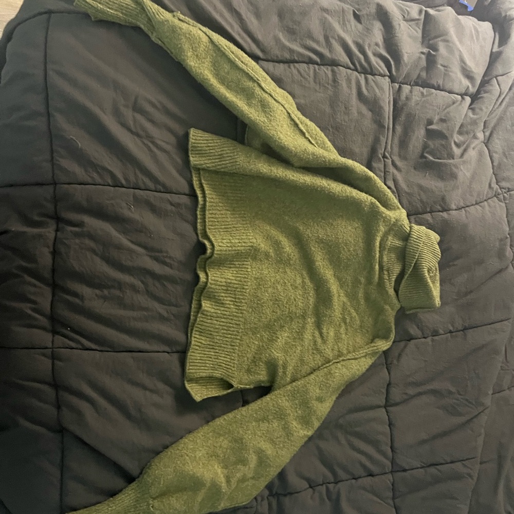 Urban Outfitters Olive Turtleneck Sweater